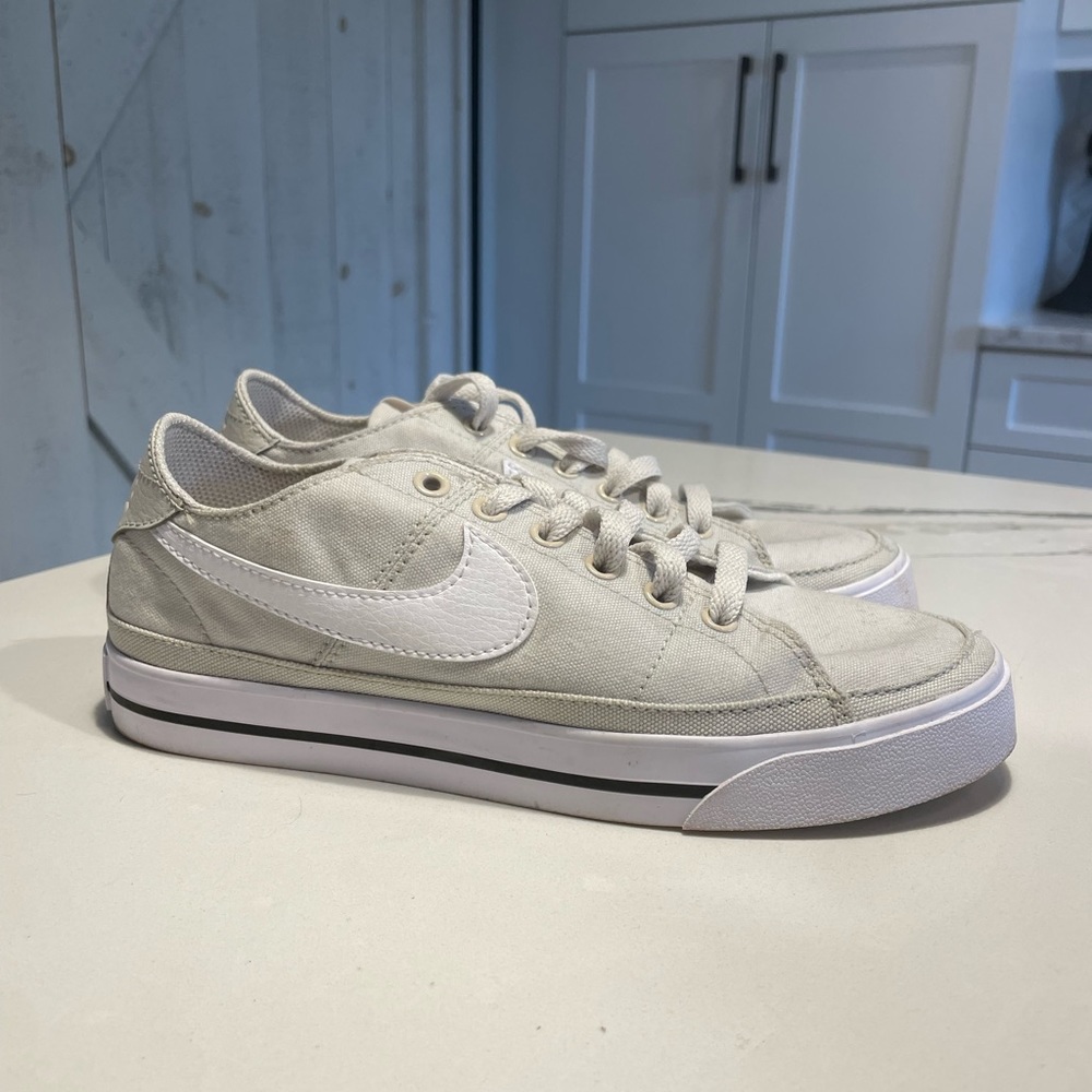 Nike shoes